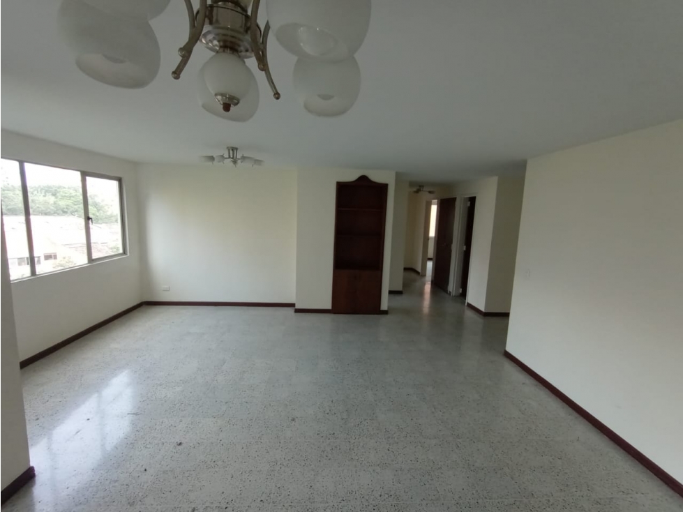 VENTA DE APARTAMENTO EN CONQUISTADORES RANGO 9