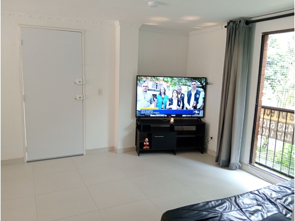 VENTA DE APARTAMENTO EN LA ALMERIA RANGO 3 — foto 2
