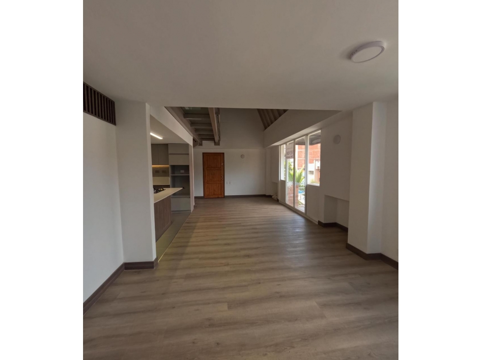 VENTA APARTAMENTO DÚPLEX PRIMER PARQUE DE LAURELES RANGO 9 — foto 4