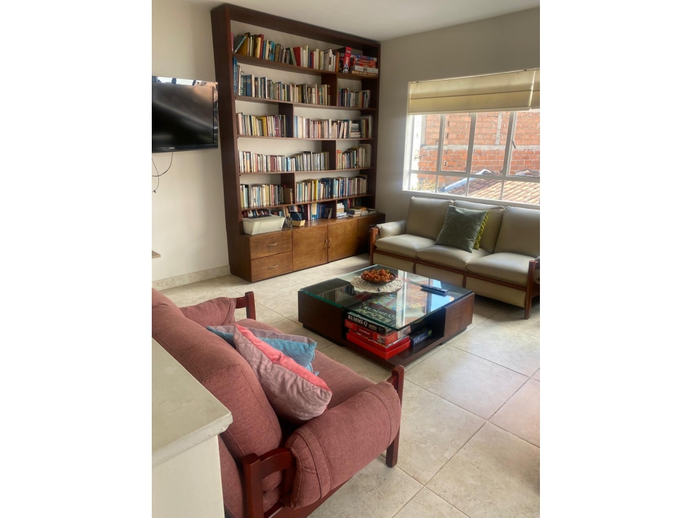 VENTA DE CASA UNIFAMILIAR LAURELES RANGO - 5