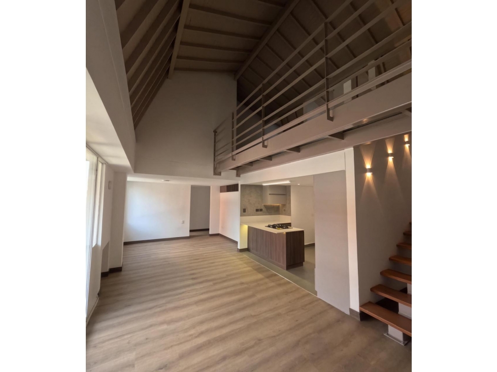 VENTA APARTAMENTO DÚPLEX PRIMER PARQUE DE LAURELES RANGO 9 — foto 2