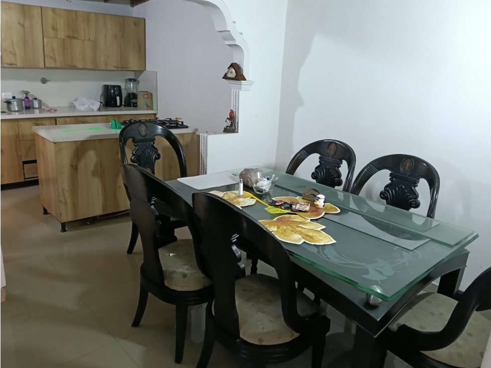 VENTA DE CASA UNIFAMILIAR EN BELÉN LA NUBIA RANGO 8 - 3