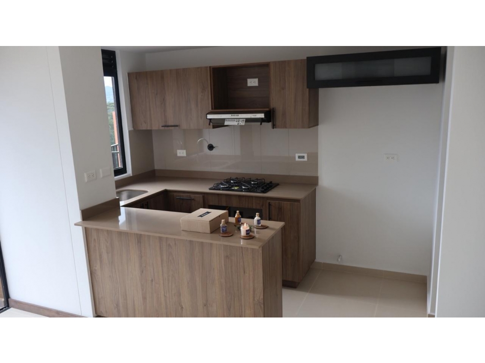 VENTA DE APARTAMENTO EN SAN ANTONIO DE PEREIRA ANTIOQUIA RANGO 5 — foto 4