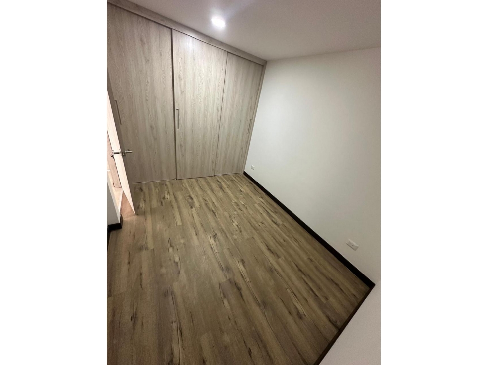 SE VENDE APARTAMENTO EN LA AVENIDA CENTENARIO — foto 4