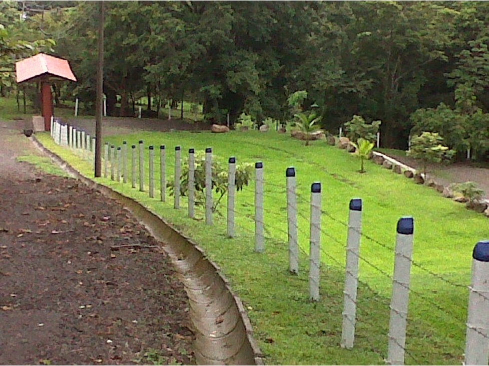 Lindo lote en Rio Grande Atenas