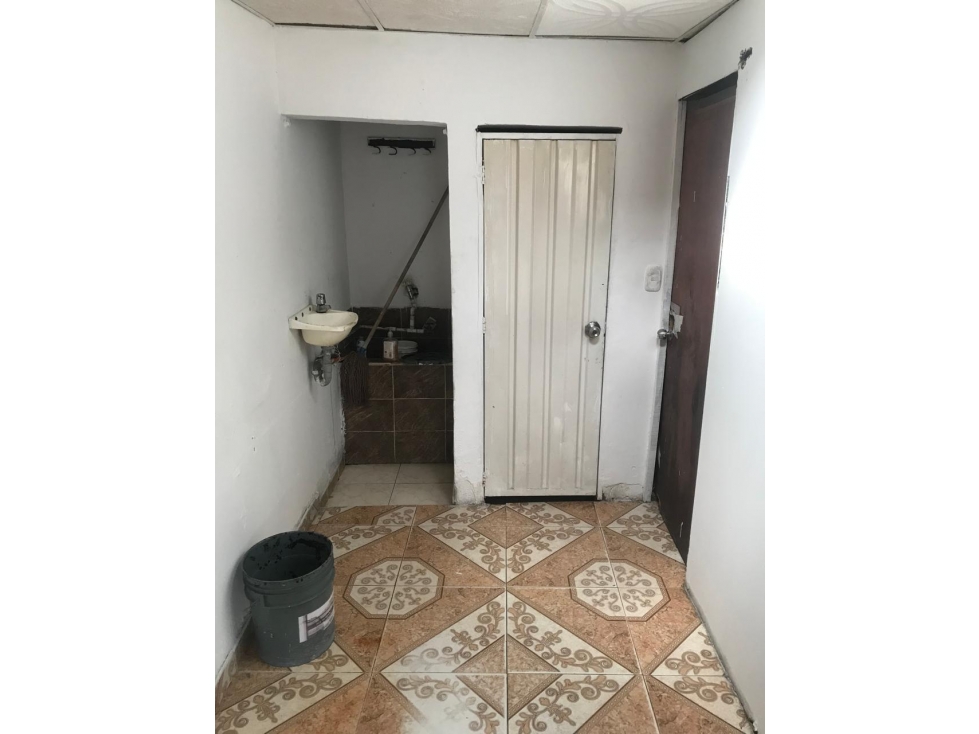 SE VENDE LOCAL EN EL CENTRO DE ARMENIA — foto 6