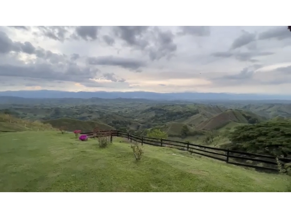 SE NEDE FINCA GANADERA CERCA A CIROZAL VÍA AL VALLE — foto 5