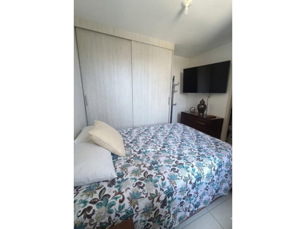 SE VENDE HERMOSO APARTAMENTO SECTOR PUERTO ESPEJO — foto 3