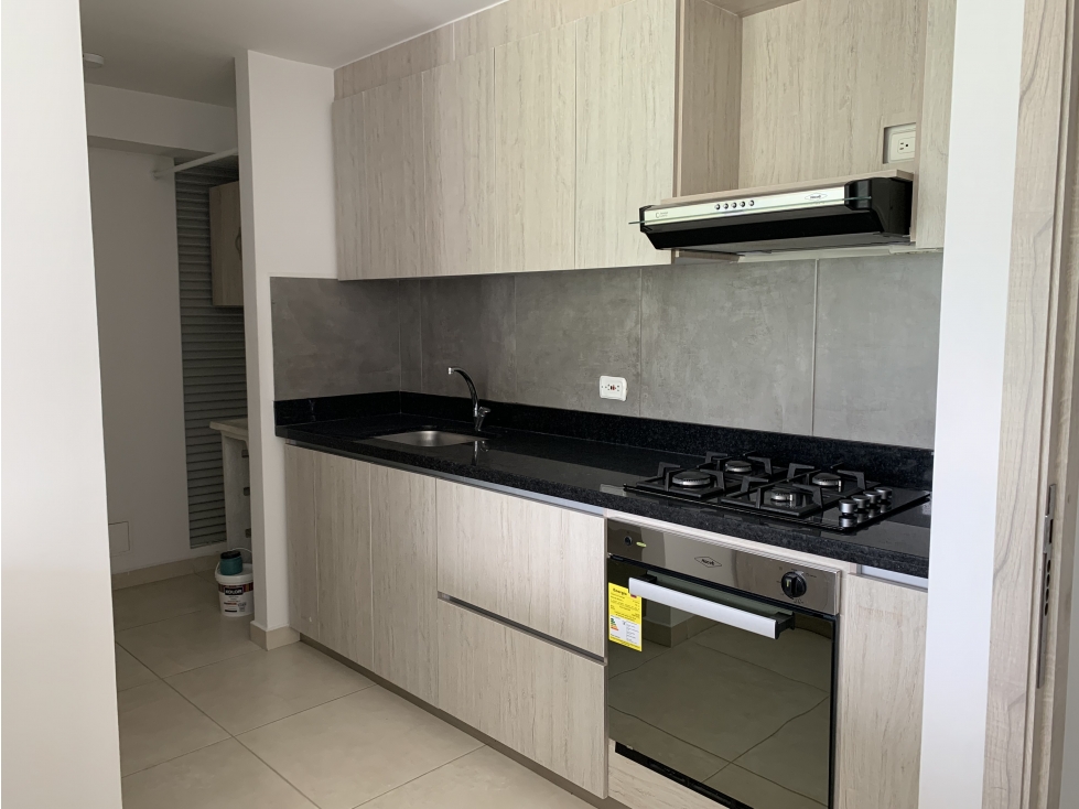 SE VENDE APARTAMENTO EN LA AVENIDA CENTENARIO