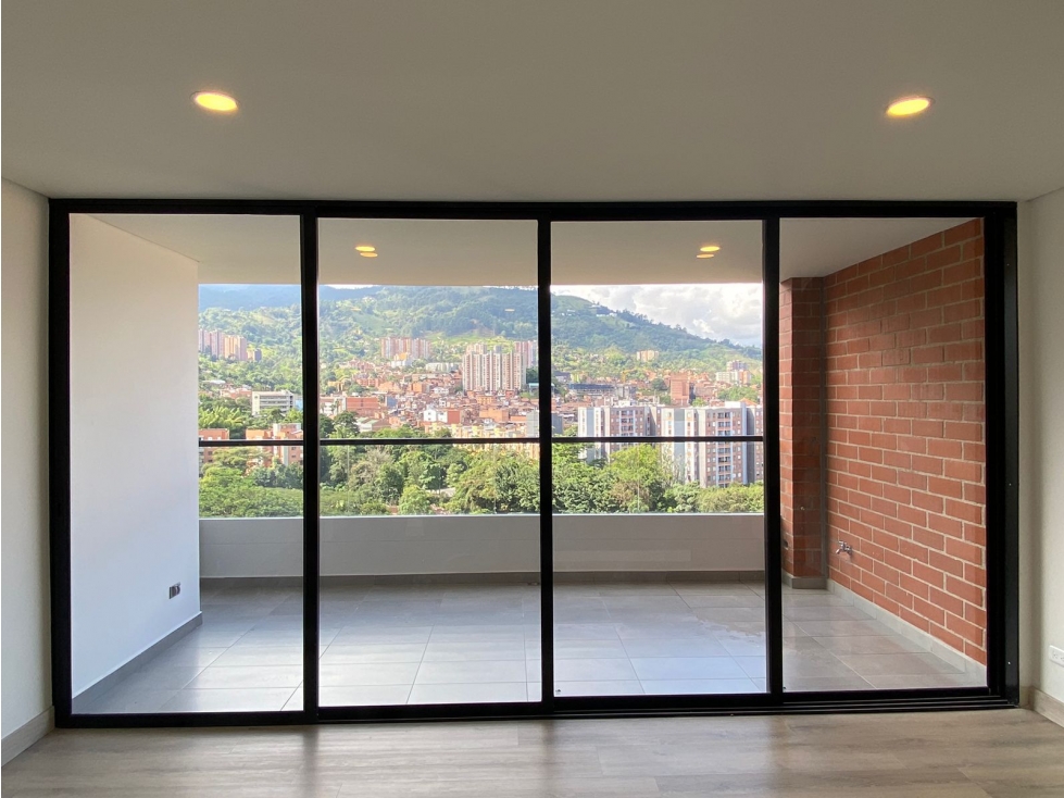 Vendo Moderno Apartamento en La Loma de Las Brujas, Envigado