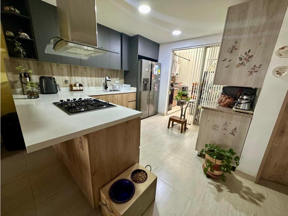 Vendo casa con malacate en sector Viva La Ceja — foto 3