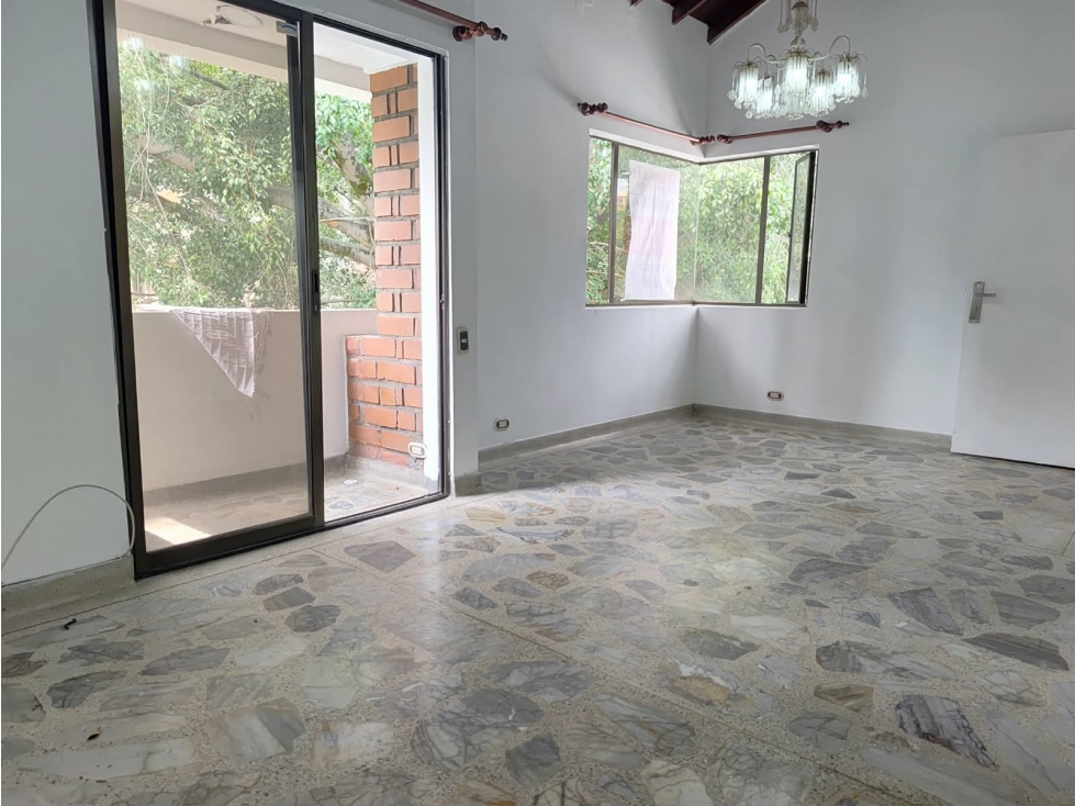 VENDO APARTAMENTO EN SIMON BOLIVAR, MEDELLIN