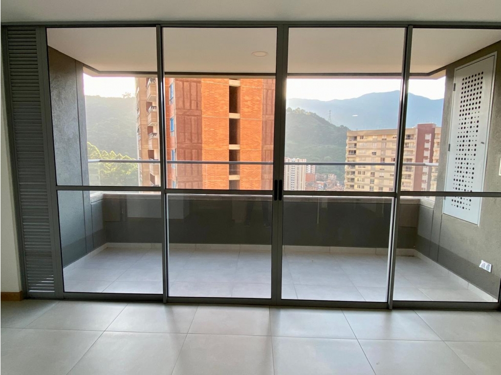Vendo apto distribución mariposa para estrenar, San José - Sabaneta — foto 4