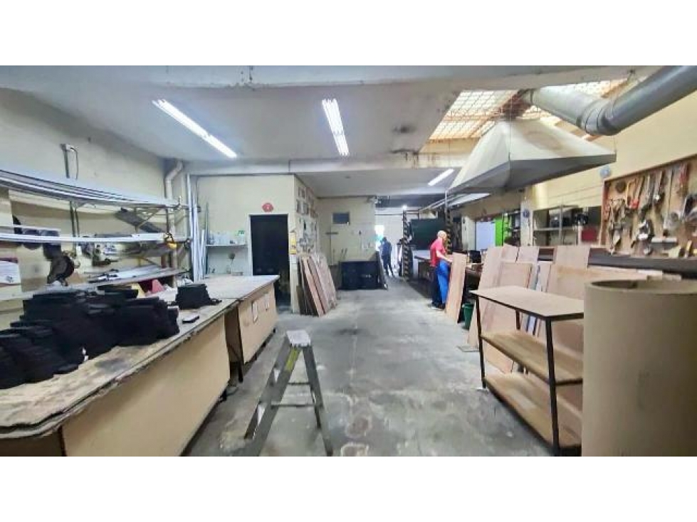 Vendo Bodega en San Joaquin / San Juan / Medellín