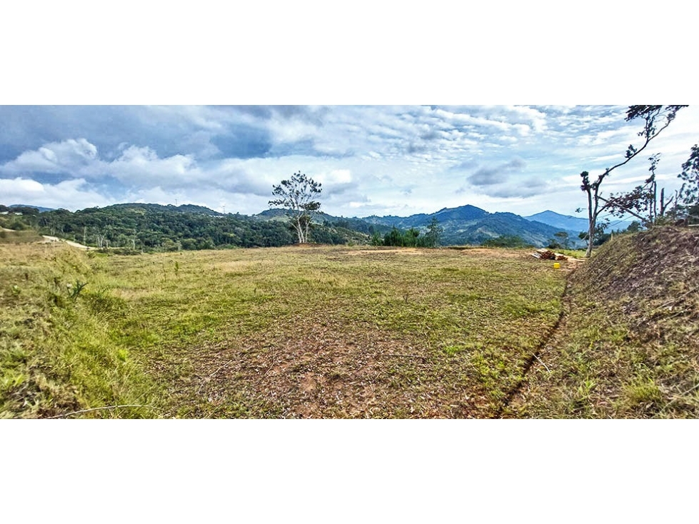 Vendo Hermoso lote en El Retiro vía Pantanillo sector Lejos del Nido — foto 2