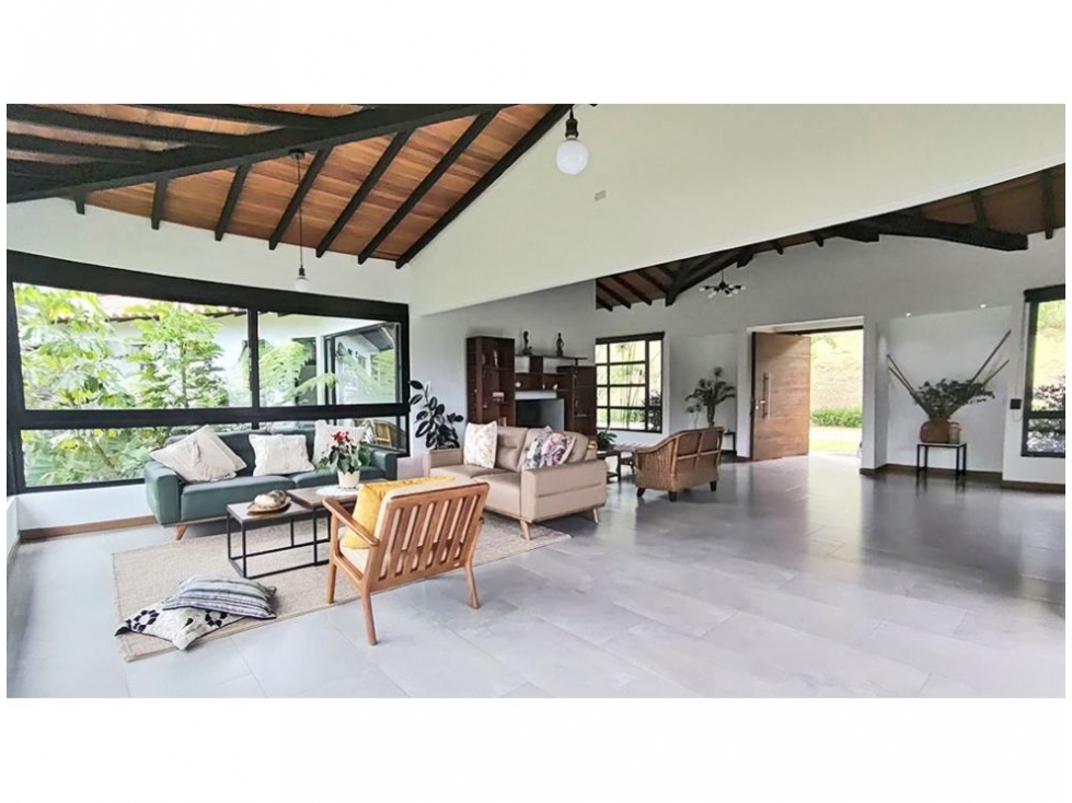 Vendo casa de un nivel y mucha zona verde en El Retiro — foto 2