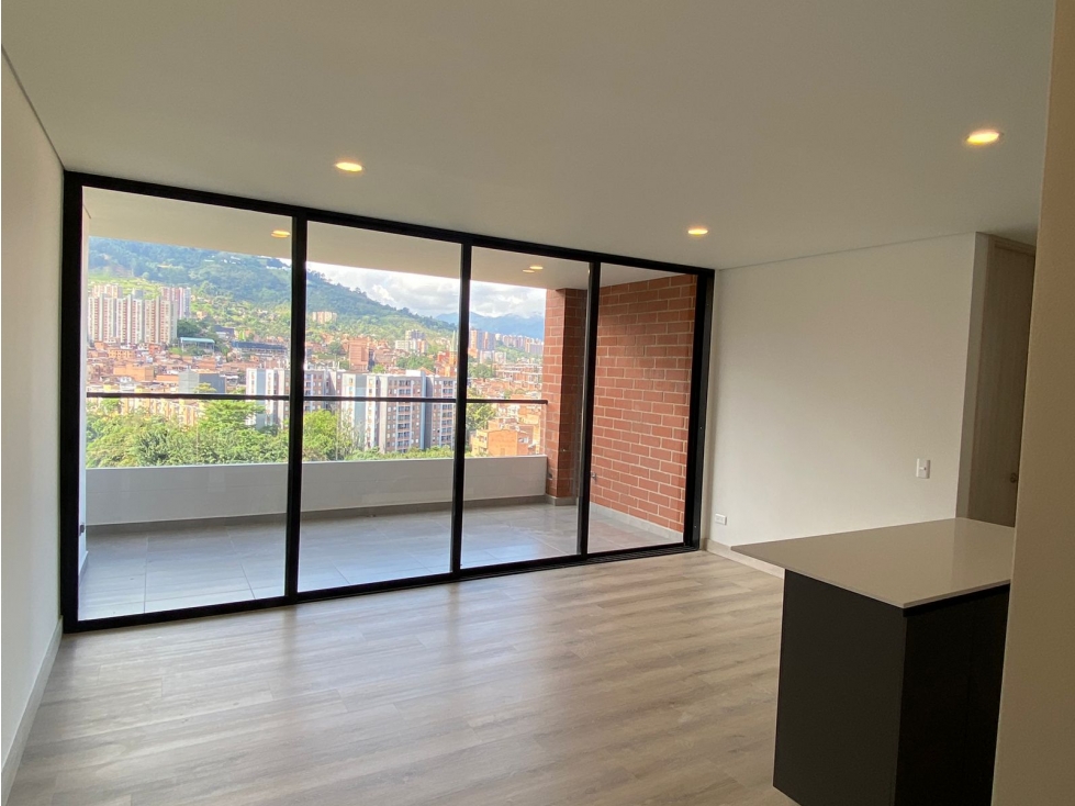 Vendo Moderno Apartamento en La Loma de Las Brujas, Envigado — foto 2