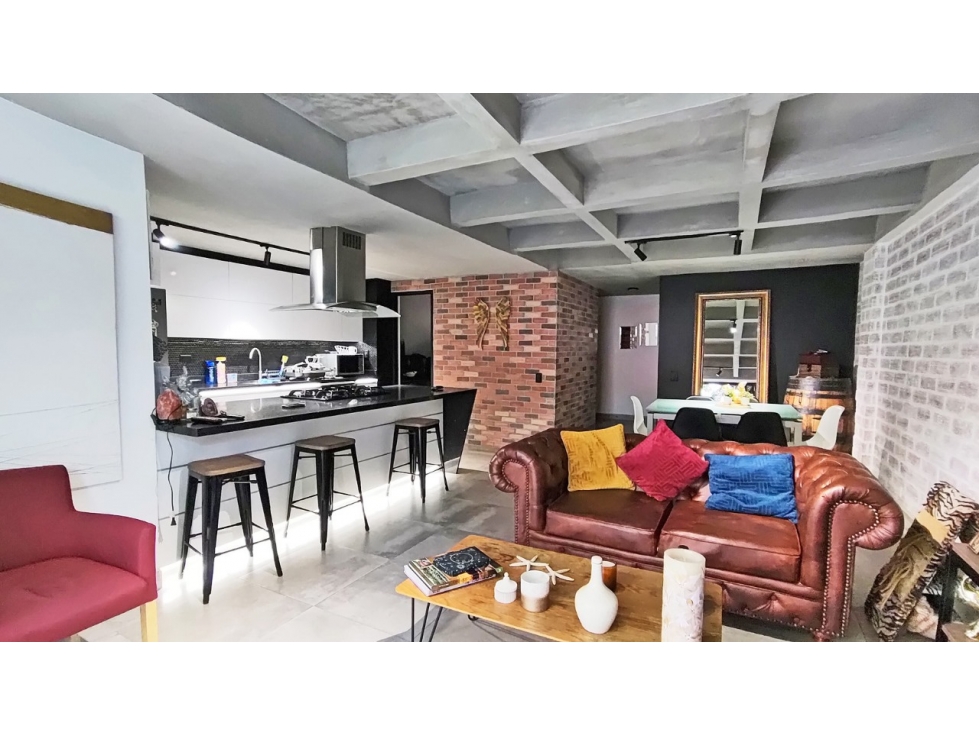 Vendo moderna y acogedora casa en Castropol, El Poblado