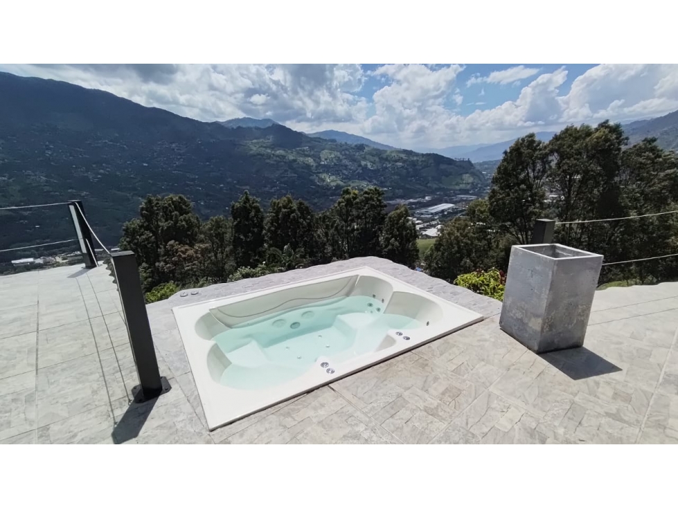Vendo Acogedora Finca con Vista Espectacular. Girardota, Los Ochoa — foto 6
