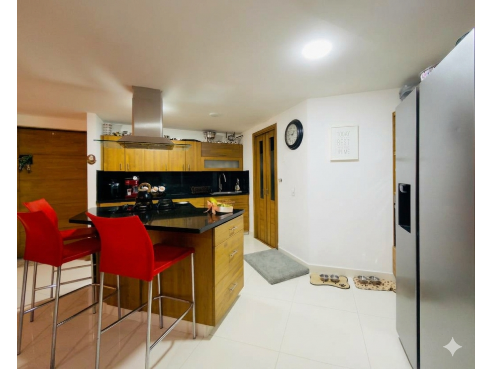 Vendo Acogedor Apartamento con Terraza en Aves María, Sabaneta — foto 6