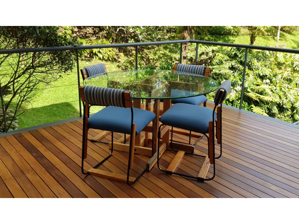 Vendo acogedora casa en el Alto del Escobero, Envigado
