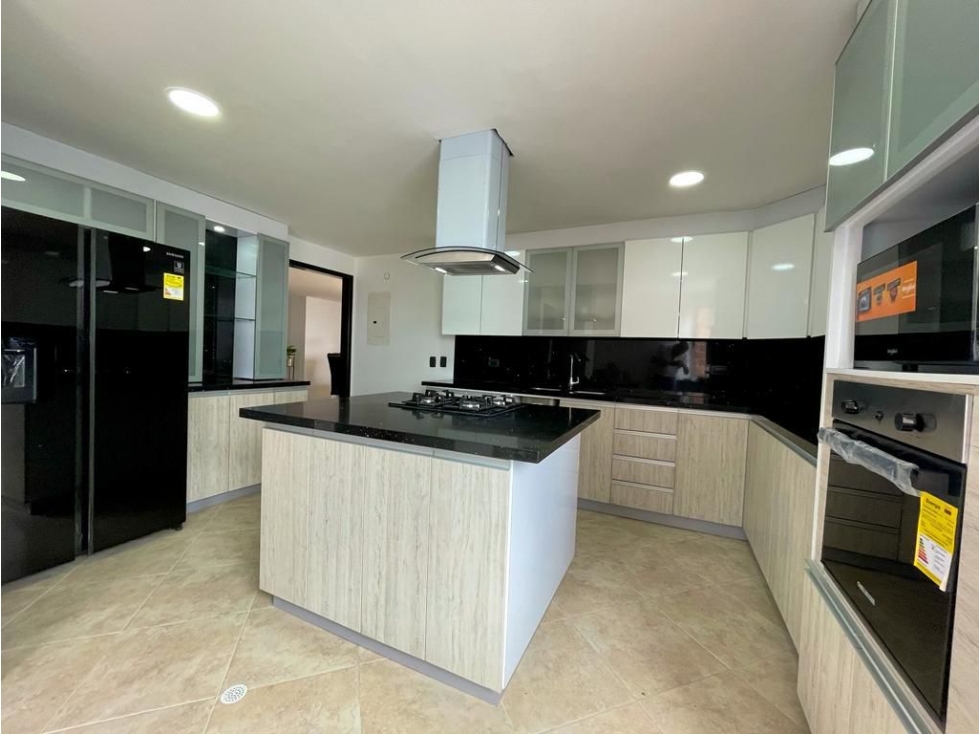 Vendo espectacular Penthouse con piscina privada. 2o Parque Laureles — foto 6