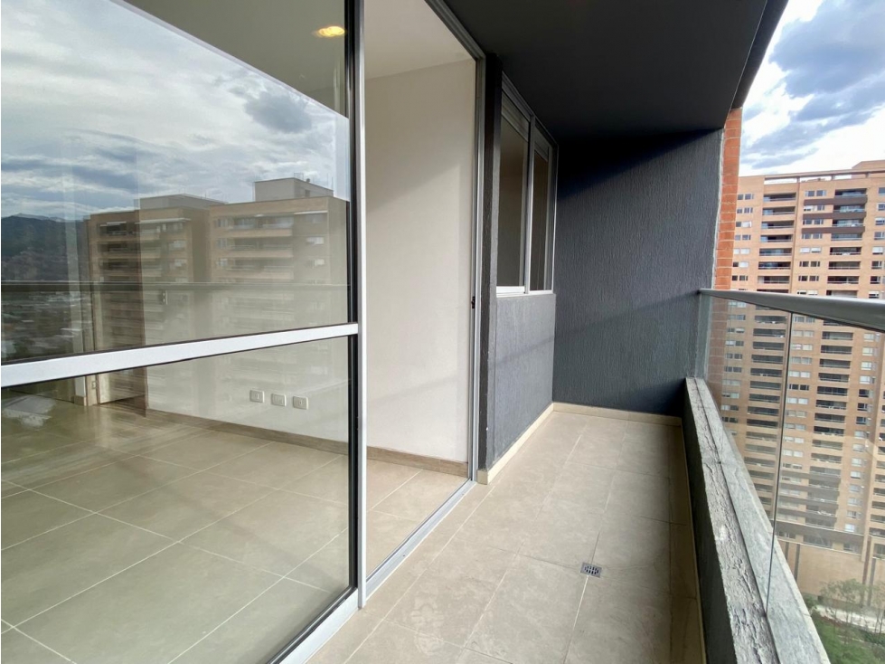 VENDO APARTAESTUDIO EN CIUDAD DEL RIO, MEDELLIN — foto 5