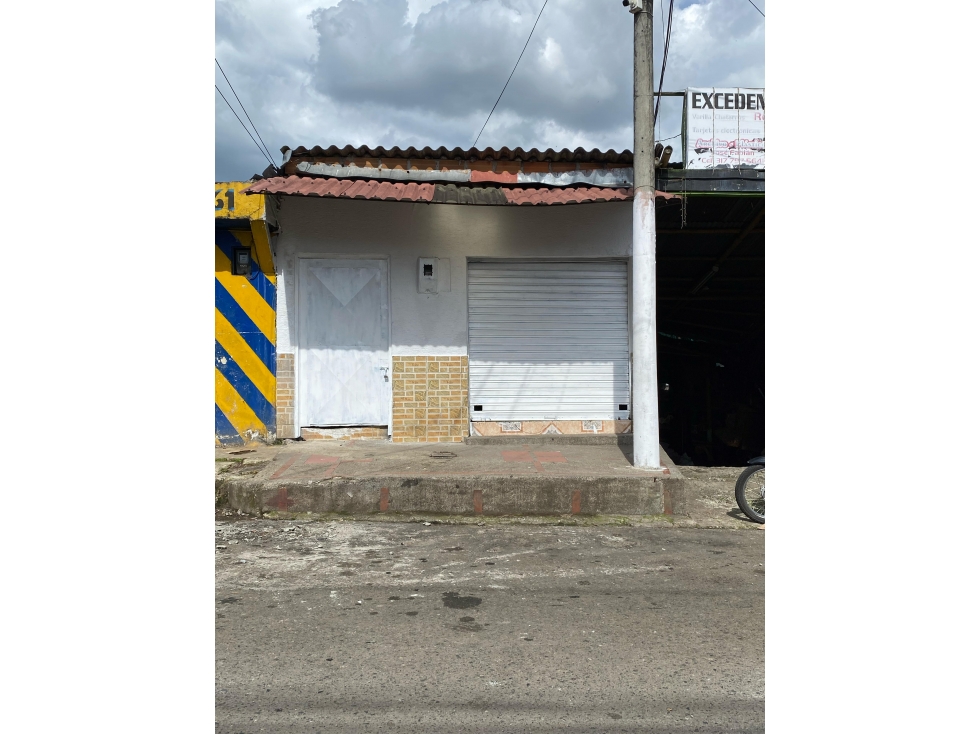 SE VENDE LOCAL EN EL CENTRO DE ARMENIA