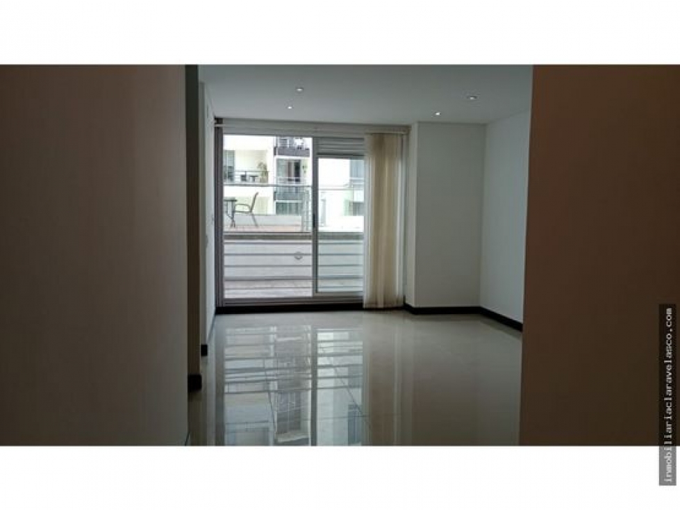 SE VENDE HERMOSO APARTAMENTO EN LA CASTELLANA