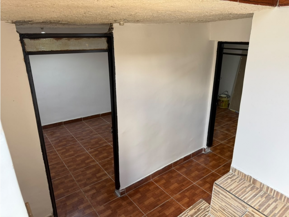 SE VENDE CASA EN EL GRANADA — foto 5