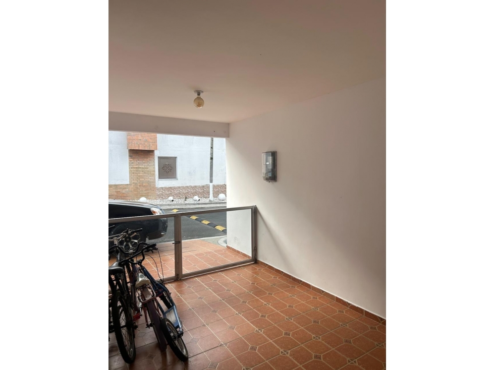 SE VENDE HERMOSA CASA EN EL NORTE DE ARMENIA — foto 6
