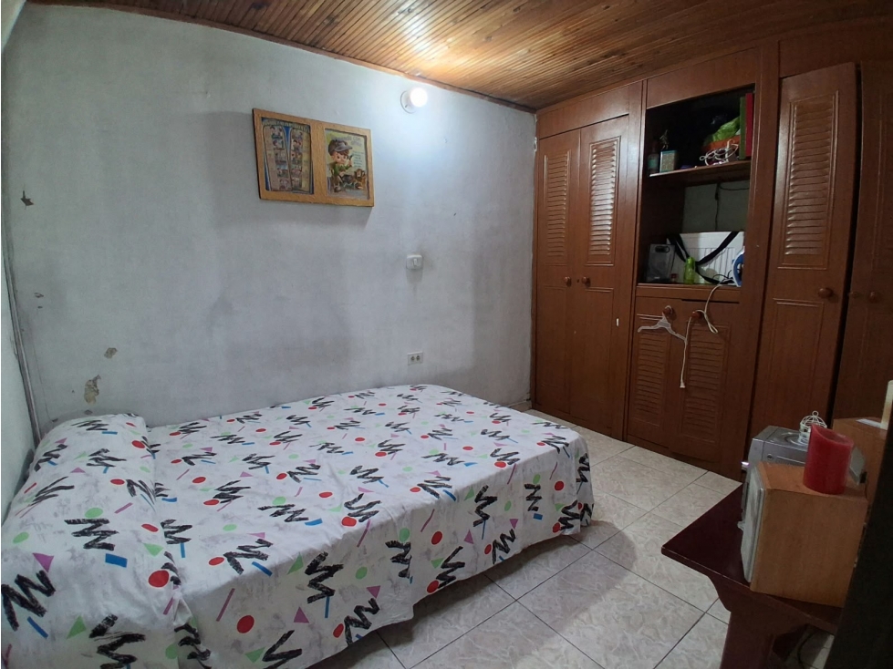 SE VENDE CASA CON LOCAL COMERCIAL AL SUR DE ARMENIA — foto 5