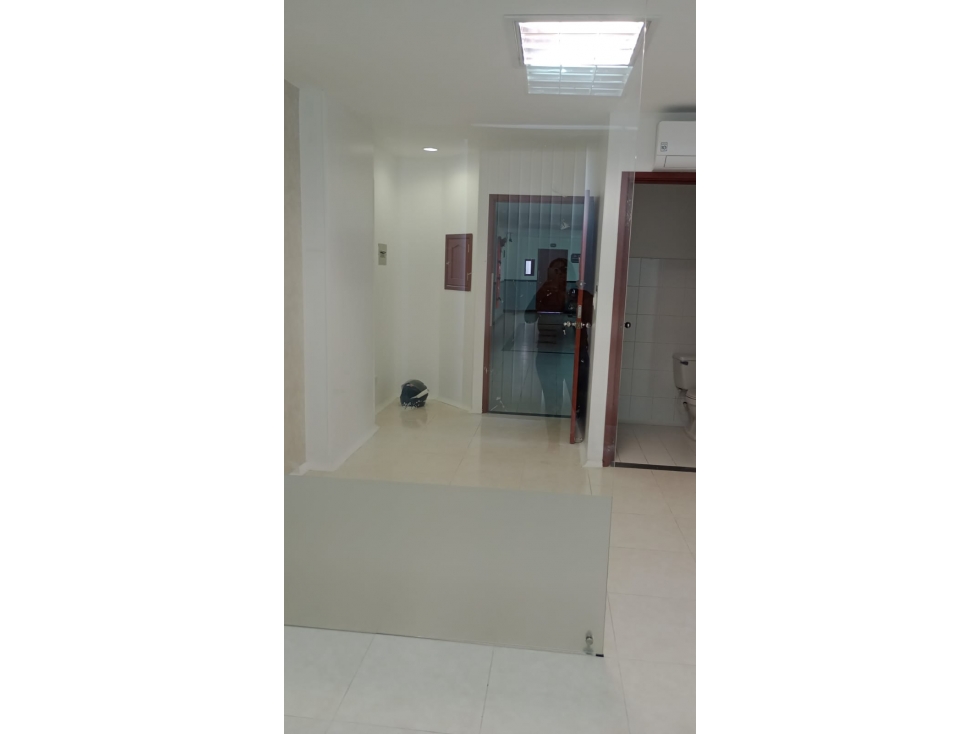SE ARRIENDA CONSULTORIO SECTOR CLINICAS DE ARMENIA - 4
