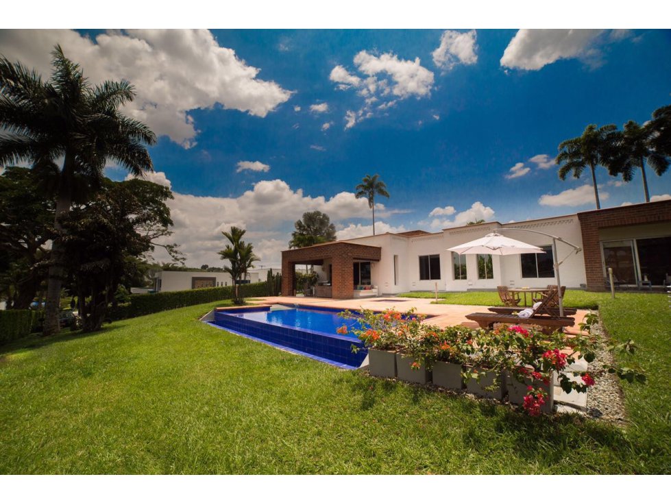 SE VENDE CASA CAMPESTRE CERCA AL AEROPUERTO — foto 3