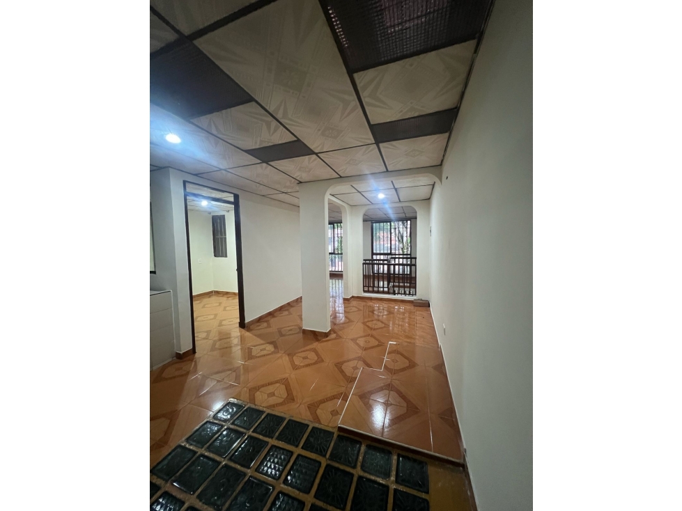SE VENDE CASA EN VILLA LILIANA DOBLE RENTA SOBRE VIA PRINCIPAL — foto 2