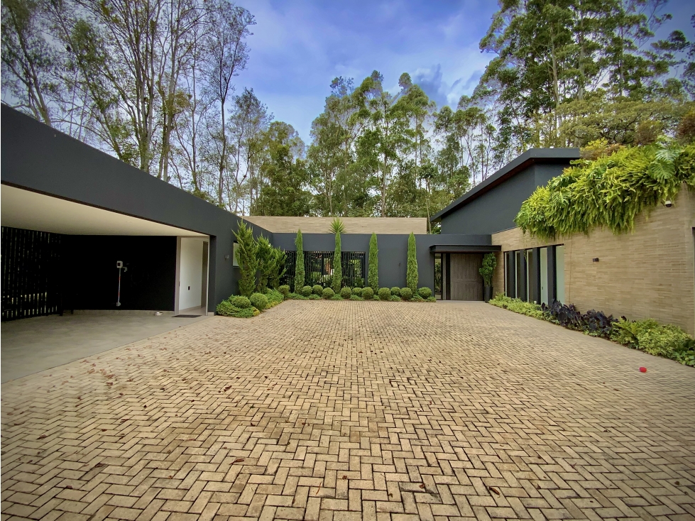 Venta Luxury Casa Moderna Parcelacion Llanogrande — foto 2
