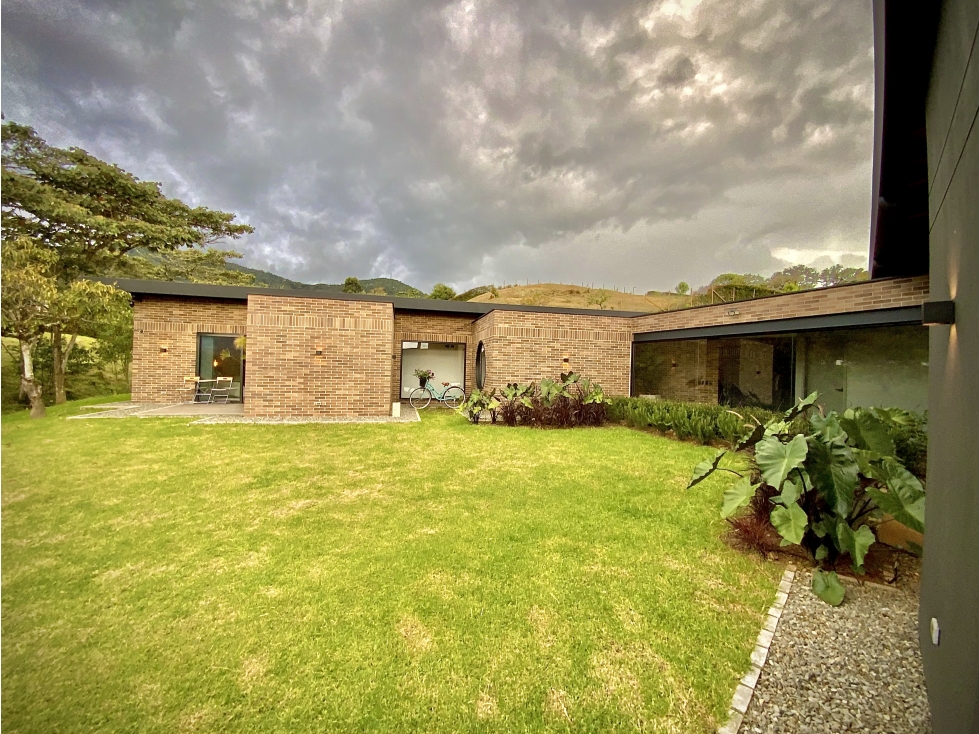 Venta Casa Acabados de Lujo Parcelacion Via San Antonio La Ceja — foto 5