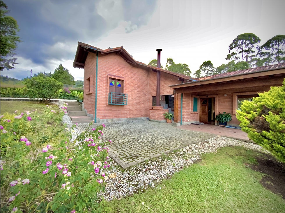 Venta Casa Campestre Parcelación A 5 Mins de Llanogrande