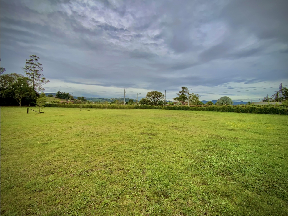 Venta Lote Parcelación Milla de Oro Llanogrande - 2