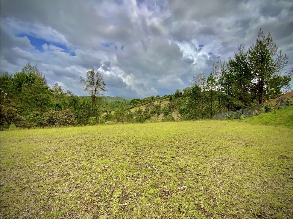 Venta hermoso Lote Lago 100% Aprovechable Vista Parcelacion El Retiro — foto 2