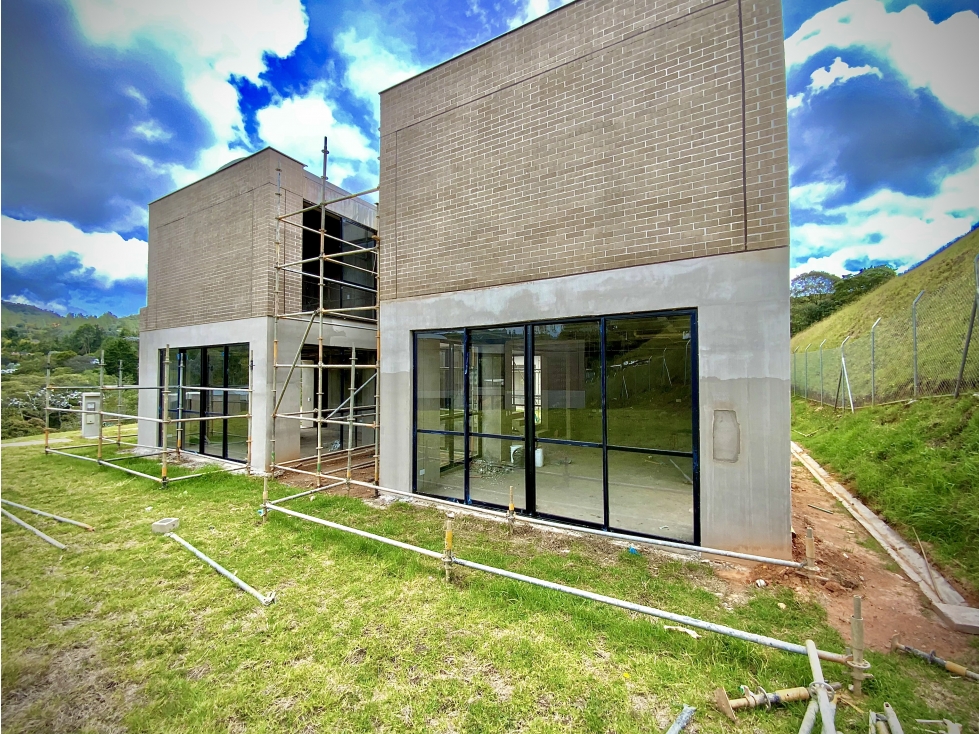 Venta Casa Campestre Obra Gris Parcelacion Envigado — foto 2