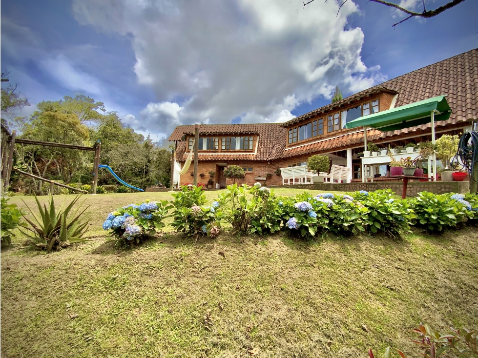 VENTA CASA CAMPESTRE CONDOMINIO ALTO PALMAS
