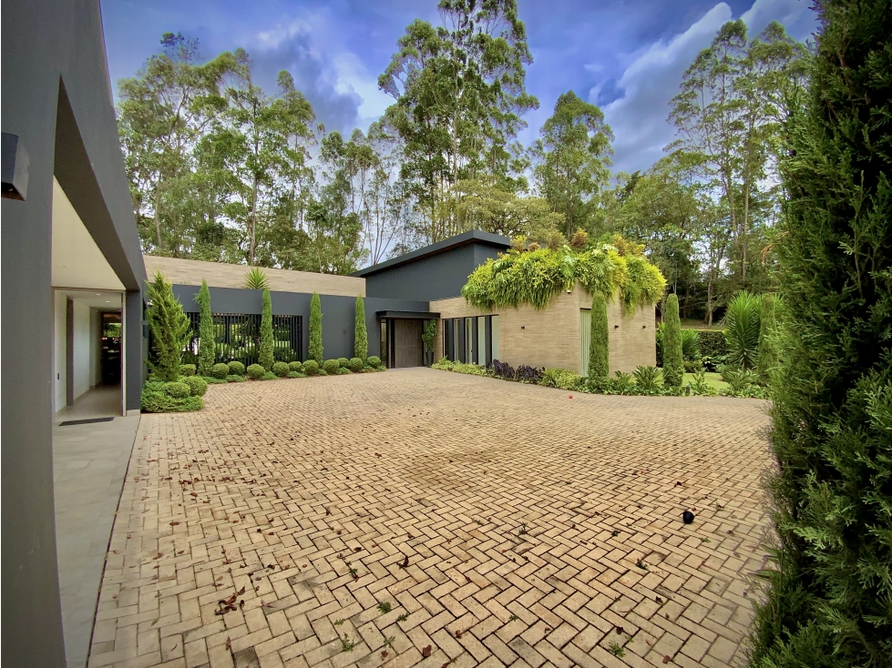 Venta Luxury Casa Moderna Parcelacion Llanogrande — foto 3