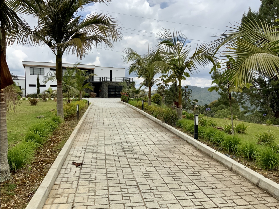 Casa Campestre EXOTICA VISTA Parcelacion Via Las Palmas (Retiro) — foto 3