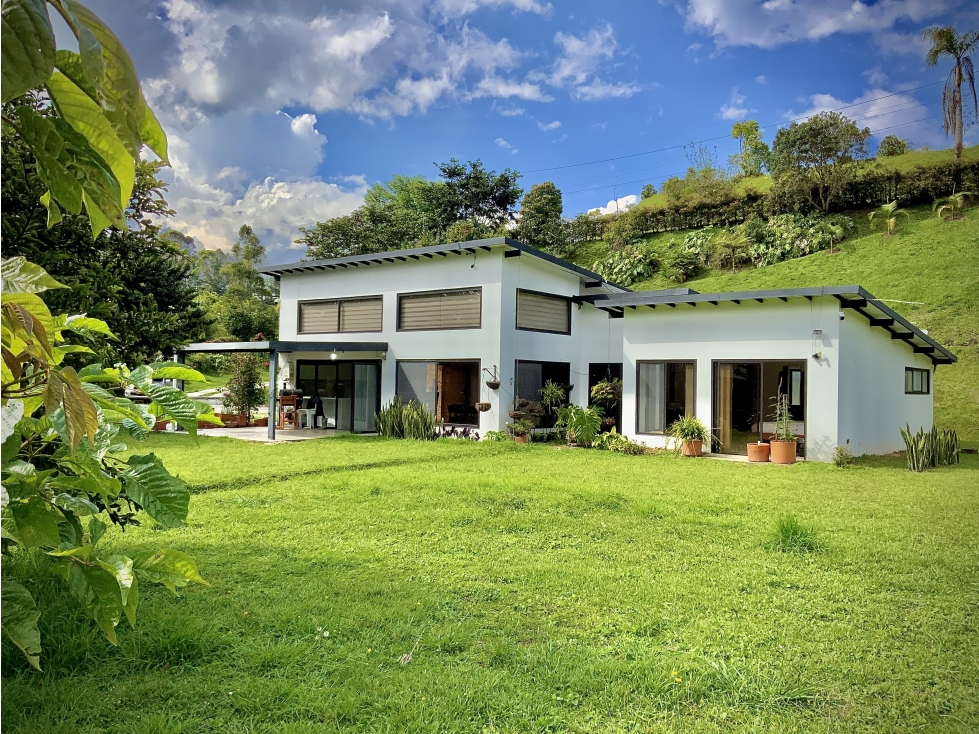 Venta Casa Campestre Parcelación Via San Antonio Paneles solar