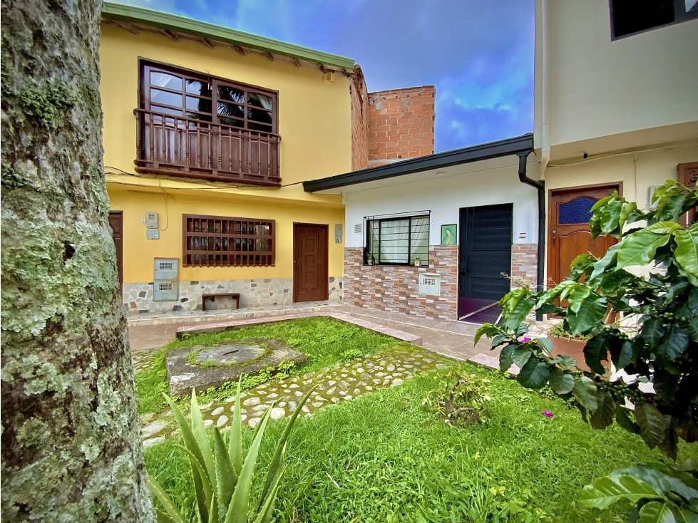 Venta Casa Urbana Para Edificio El Retiro