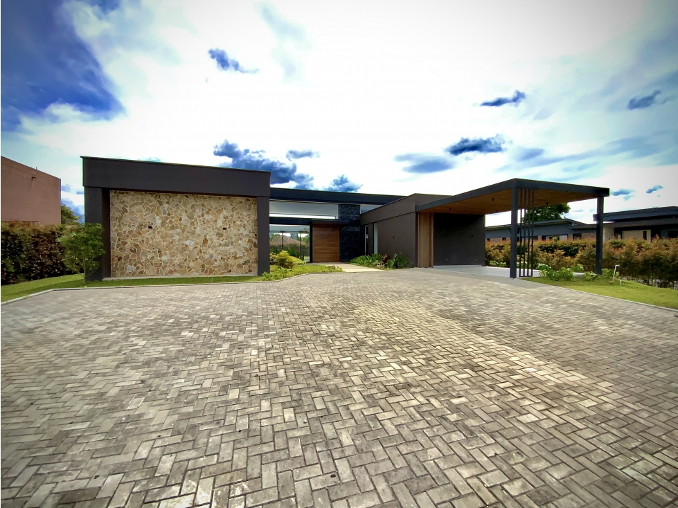 Venta Casa Campestre ESTRENAR Parcelacion Llanogrande — foto 2