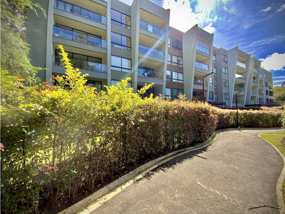 Venta Hermoso Apartamento Como Nuevo Unidad Cerrada Sector Aeropuerto