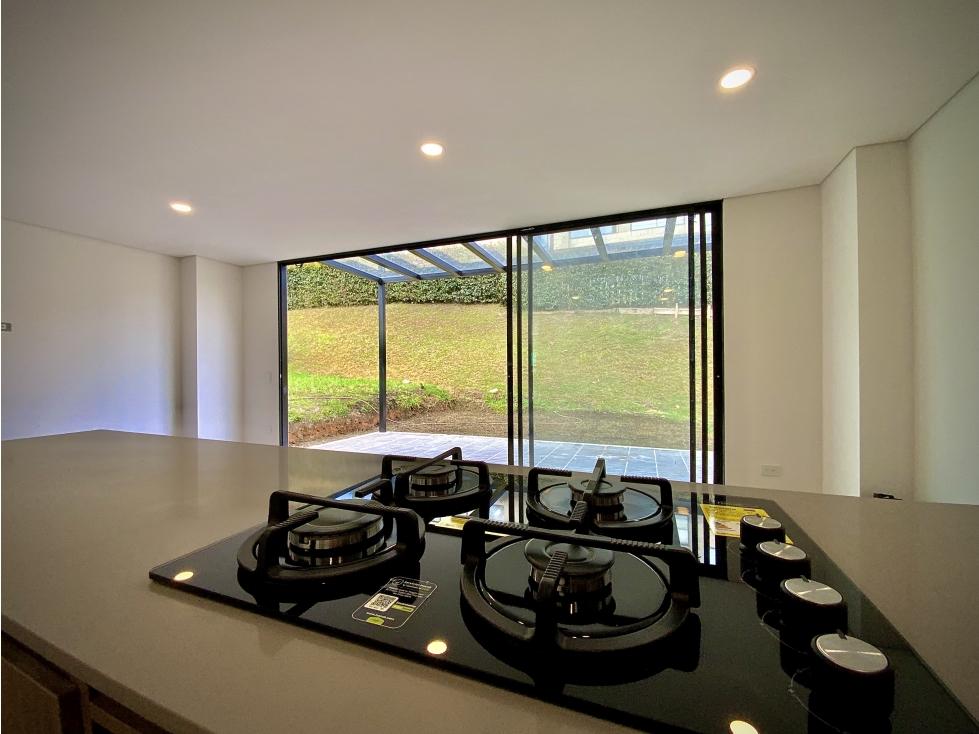 Venta Casa Campestre NUEVA unidad cerrada El Retiro — foto 2