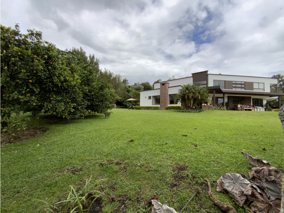 Venta Casa Campestre Parcelación a 5 minutos de Llanogrande — foto 3